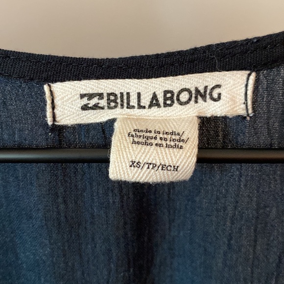 Billabong Floral Flutter Sleeve Dress - Picture 7 of 11